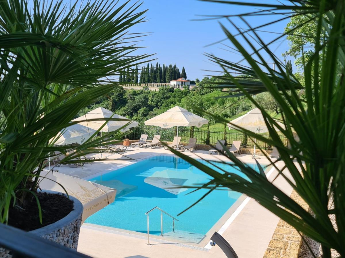 Hotel Stara Sola - Oleander Resort Korte Exterior photo